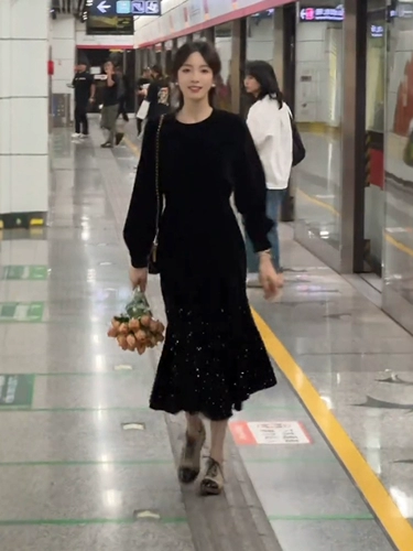 Черные блестки для ногтей, платье, элегантный корсет, длинная юбка, рыбий хвост, яркий броский стиль, изысканный стиль, средней длины