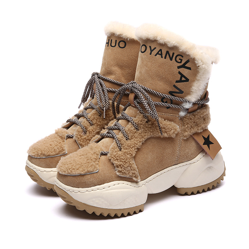 老爹鞋2025年革新设计:专为小个子打造的内增高潮流