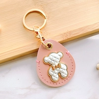 Медведь с капелькой воды