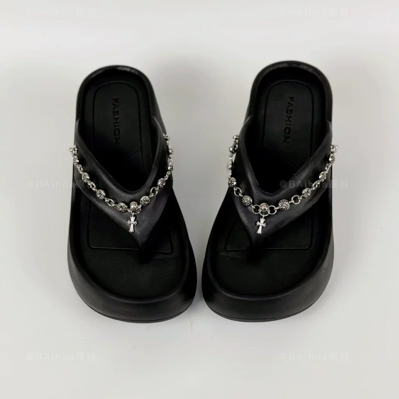 Женские шлепанцы на массивной подошве 2024 года Cross Chain Flip-Flops, стиль панк-ретро субкультура, модные женские тапочки-водки-подошва