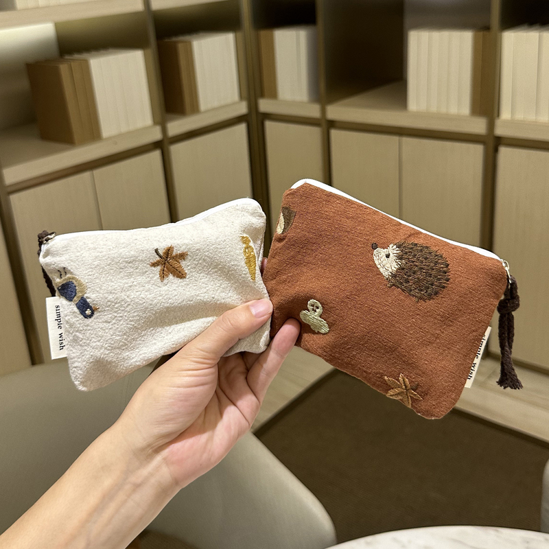 Japanese-Style Cartoon Embroidered Canvas Bag Sanitary Pad Storage Bag Coin Card Holder Earphone Powder Key Lipstick Storage Pouch