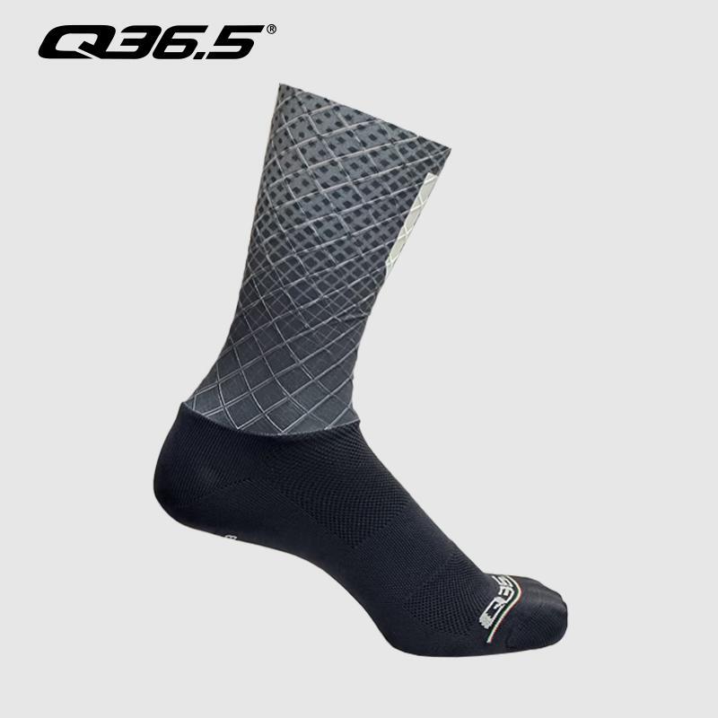 Italian Q36.5 Cycling Socks, Bicycle Aerodynamic Socks, Aerodynamic Breathable Sweat-Wicking Team Version