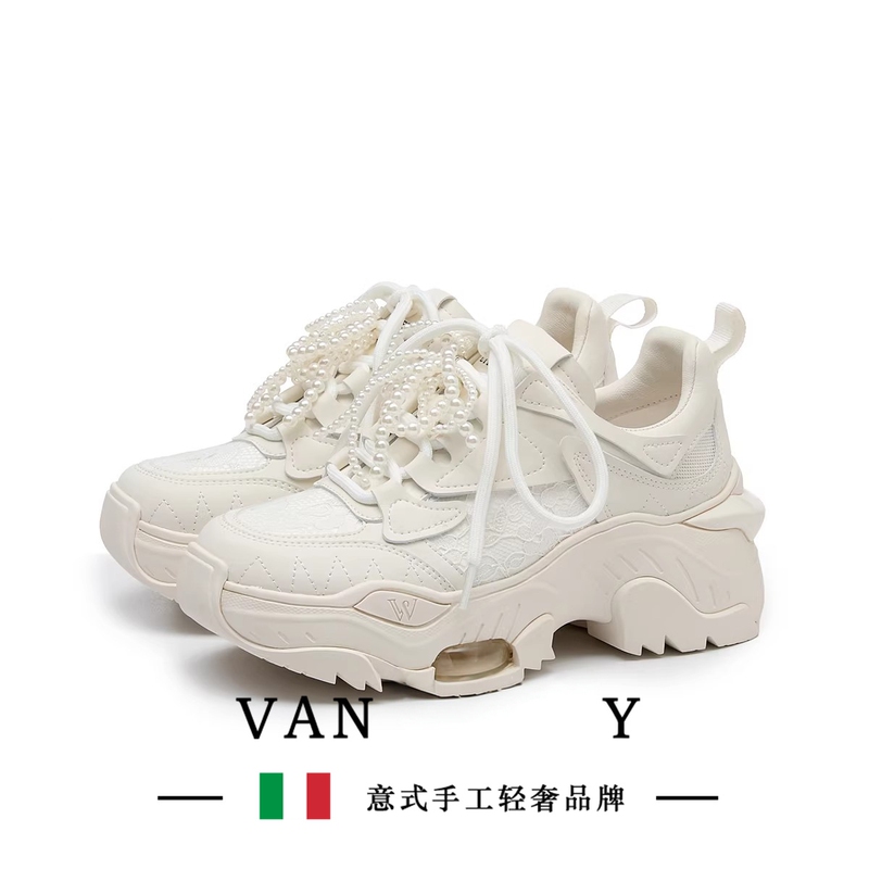 Van Wally Thick-Soled Height-Increasing Sports Dad Shoes with Pearls, Versatile Casual Women's Shoes