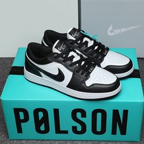 When taking pictures please pay attention to the size you choose otherwise the smallest size triangle will be defaulted)) pet shoes)