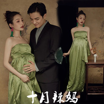 The Movie Lovers Themed New Exterior View New Chinese Retro Green Smear Plethora of Pregnancy Moms and Couples Photography