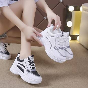 2025 Spring and Autumn New Fashion Versatile Height-Increasing Women's Shoes Lightweight Breathable Thick-Soled Dad Shoes Sports Casual Shoes