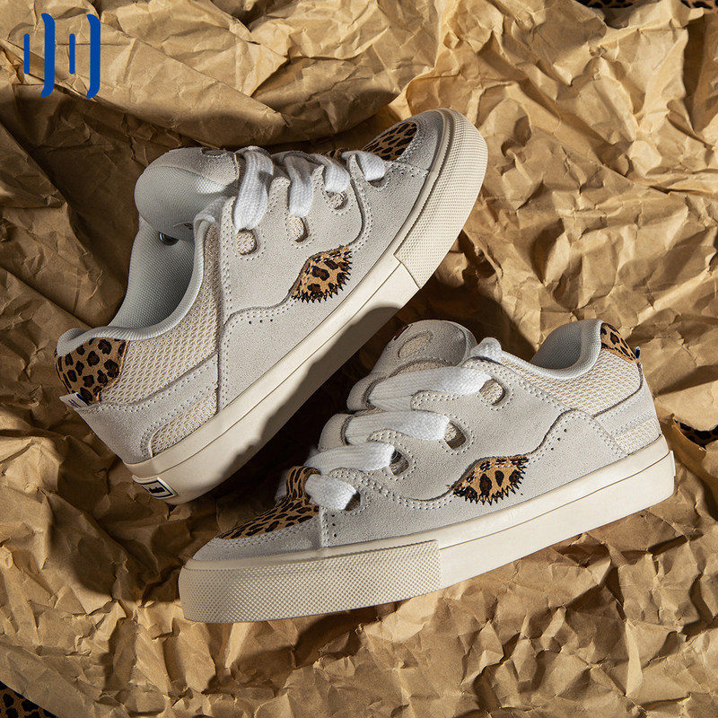 Wankeguan Brand Loafers with Leopard Print, Suede and Canvas Patchwork, Bake Unisex National Trend Skateboard Shoes