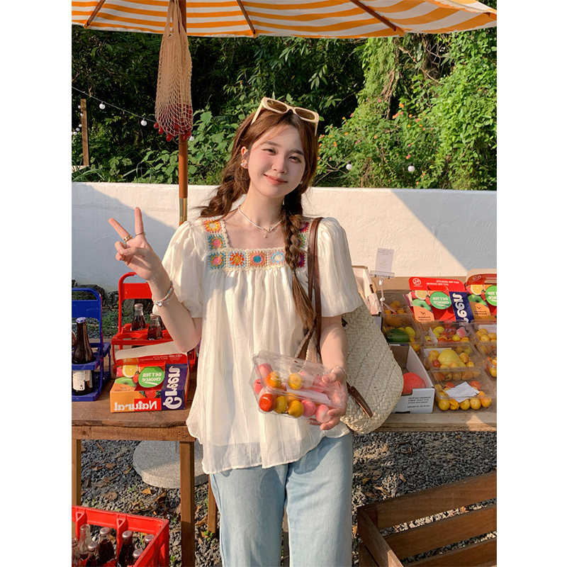 150kg French-Style Square-Neck Short-Sleeve Blouse for Women, Plus Size, Summer, Loose Design, Embroidered Shirt Top for Chubby Girls