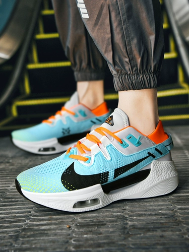 Спортивная обувь, амортизирующий кушон, дышащий космонавт