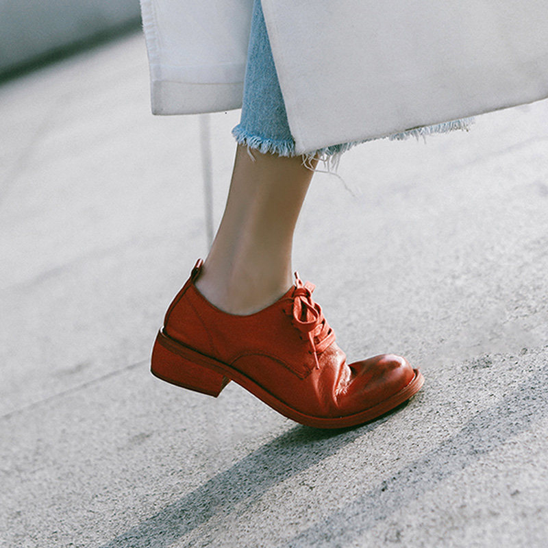 Hong Kong vintage small leather shoes red bag shoes women's leather round shoes black small short boots lace-up guidi shoes ins tide