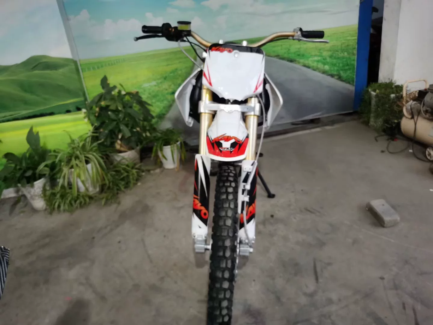 Вторичные б/у вне дороги высокий гонки Huayang T4 мотоцикл Poser 250cc Zongshen Cheetah Athletic CQR Magic Ji 10