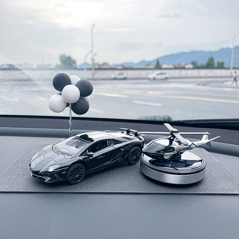 Car Pendulum in Control Desk Ornaments Incense New Internet Red Creativity On-board Pendulum with High-end On-board Incense Solar-Taobao