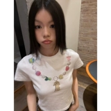 Белая летняя тонкая короткая футболка из жемчуга, круглый воротник, по фигуре