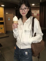 Белый [высокий качественный издание]