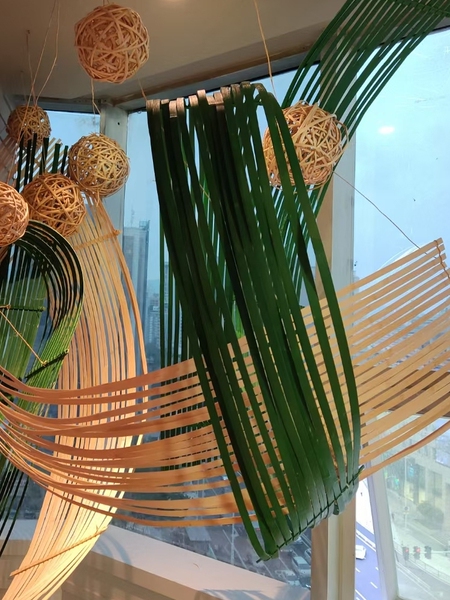 Bamboo Strips Handcrafted into Bamboo Rafts, Bamboo Weaving, Bamboo Strips for Wedding Decorations, Bamboo Slats for Landscaping, Decorative Floral Arrangements, Specialty Bamboo Weaving