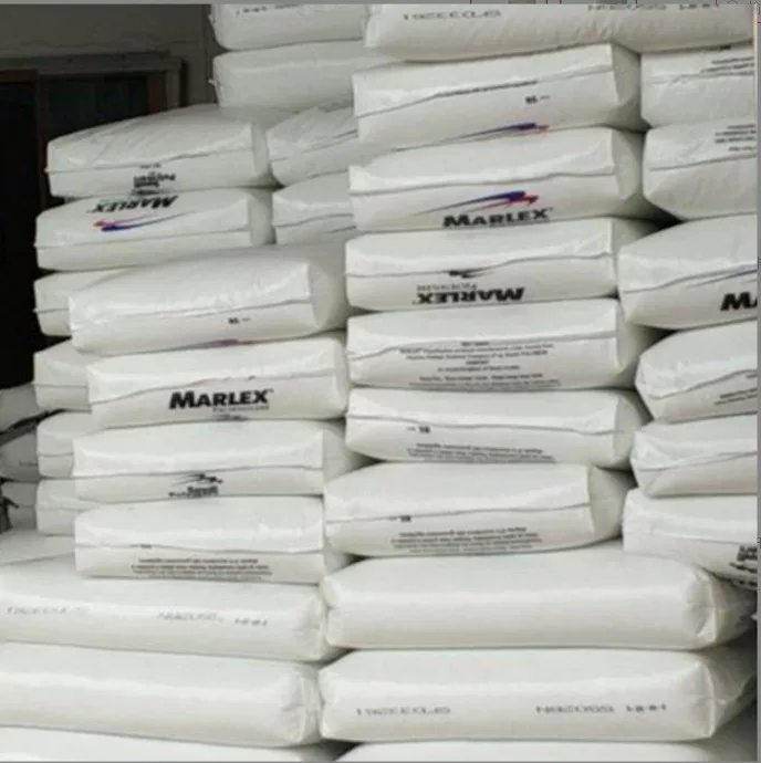 Высокоплотный полиэтилен HDPE 9012/Инжекционная формовка волокна Феліпус с вилкой