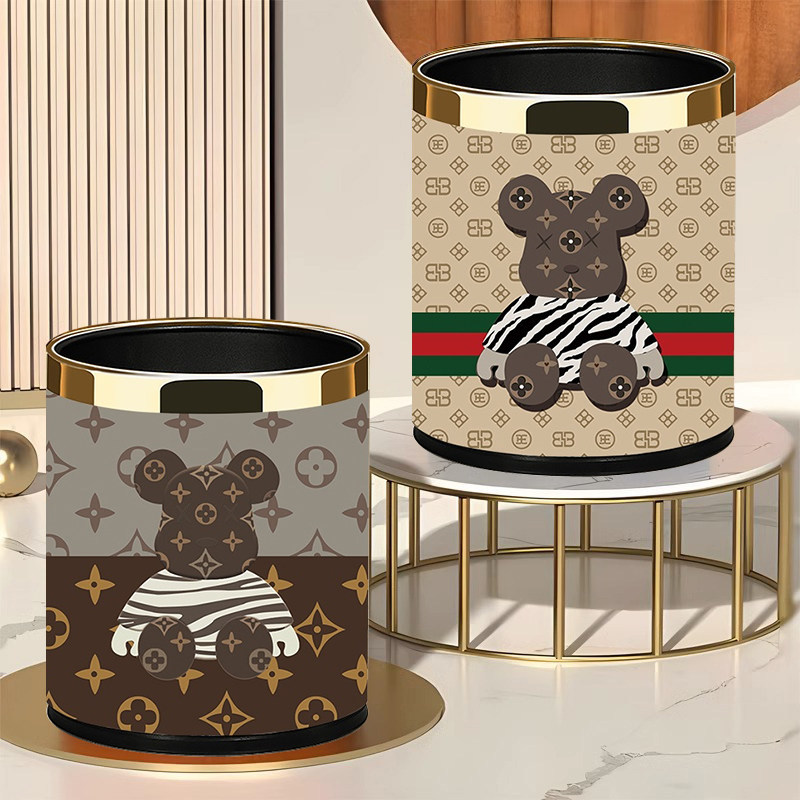 Lvаfgn Violent Bear New High-End Trash Can with High Aesthetic Value, Creative and Cute, Suitable for Home Use in Living Room and Bedroom