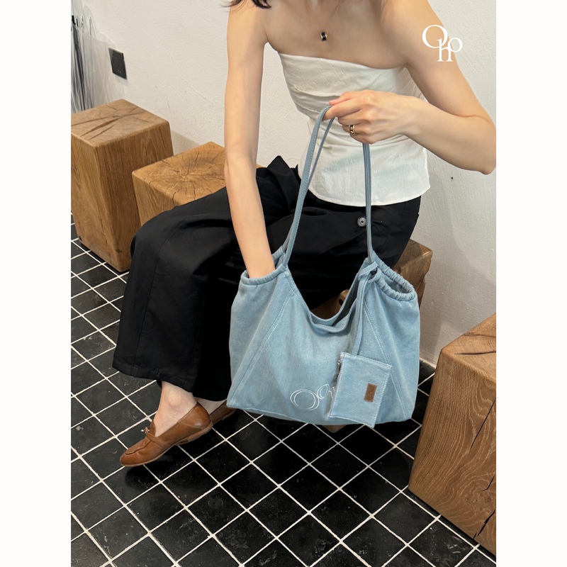 Zhang Jingyi Celebrity Style Oohhygge Denim Hobo Bag Small Large-Capacity Spring and Summer Tote Commuter Bag
