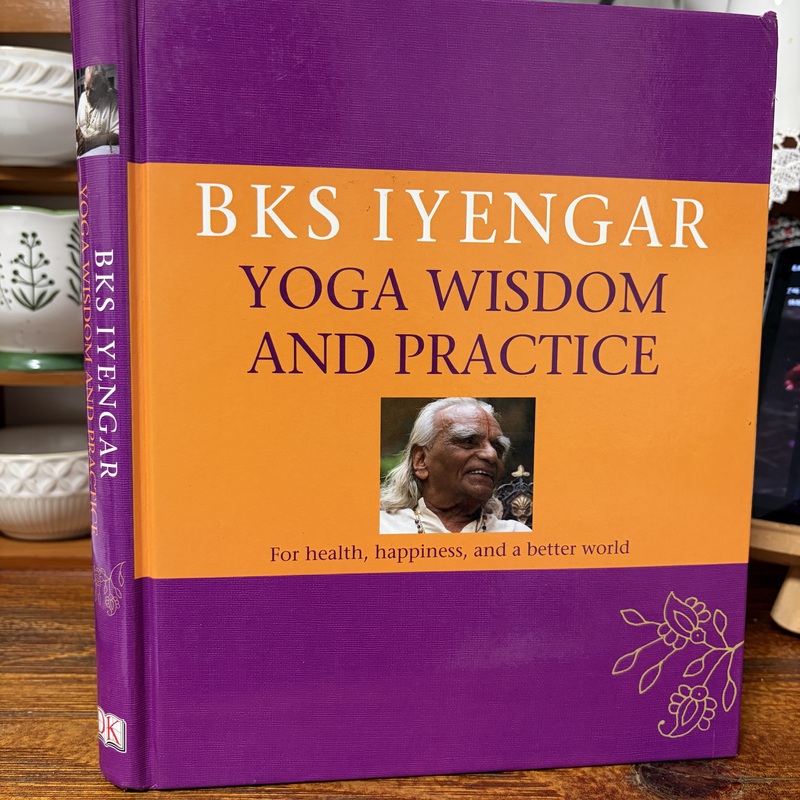 In Stock: 1 Kilogram, 256 Pages, Bks Iyengar: Yoga Wisdom and Practice – a Guide to Health, Happiness, and a Better World
