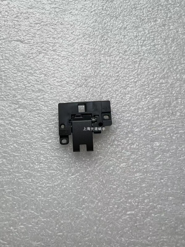 Brand New Original Dell Dell Vostro V5510 V5515 Network Buckle Cover Network Cable Port Brand New Original Dell Dell Vostro V5510 V5515 Network Buckle Cover Network Cable Port