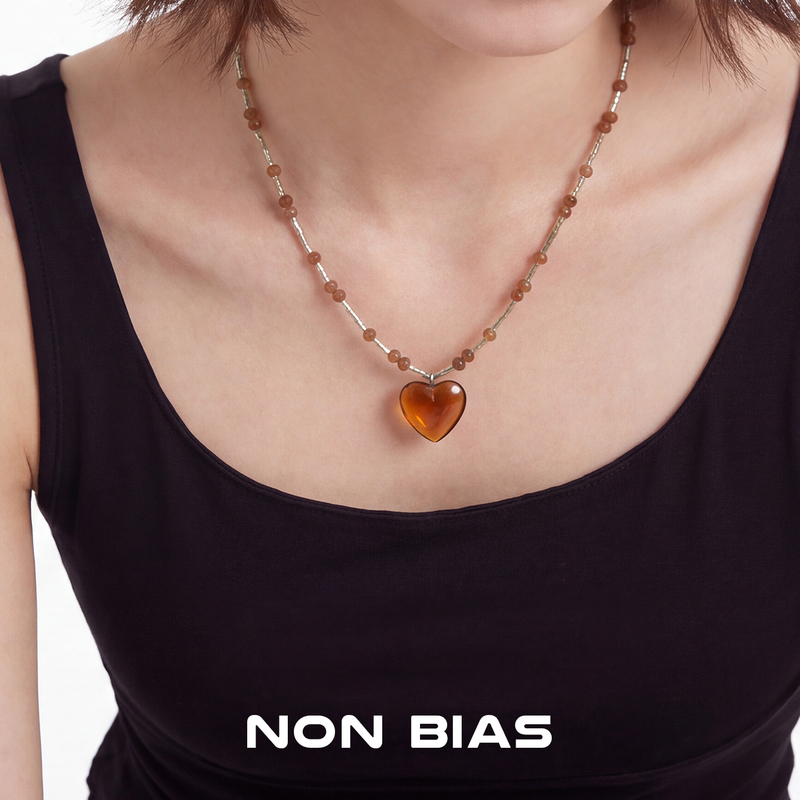 Non Bias【Designer】Vintage Coffee-Colored Heart Pendant Necklace Sweater Chain Niche Versatile Clavicle Chain for Women Non Bias【Designer】Vintage Coffee-Colored Heart Pendant Necklace Sweater Chain Niche Versatile Clavicle Chain for Women