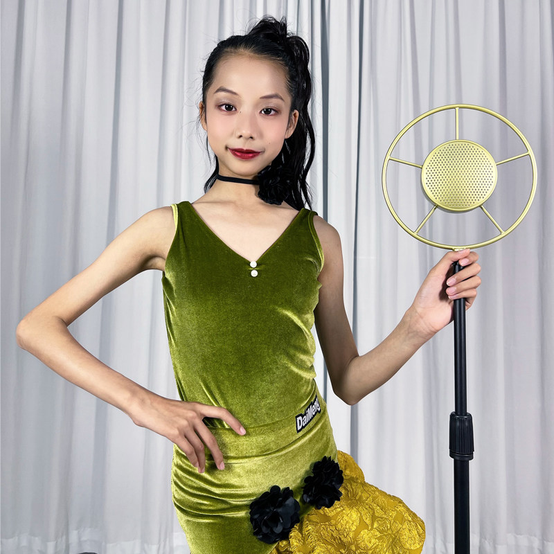 立麦话筒有哪些经典款式?📷揭秘那些让人眼前一亮的设计!-生活-淘宝百科网