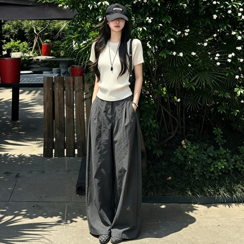 Korean-Style High-End Sports Suit for Women, Summer Loose Fit, Slimming, Fashionable, Stylish Short-Sleeved Wide-Leg Pants, Casual Two-Piece Set