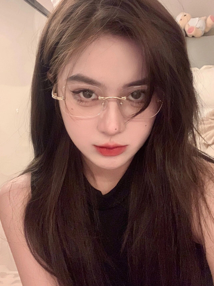 Ultra-Light Titanium Frame Rimless Gold Wire Glasses for Women with Myopia, Can Be Customized with Prescription, Natural Look, Makes Big Face Look Slimmer, Magic Eyeglass Frame