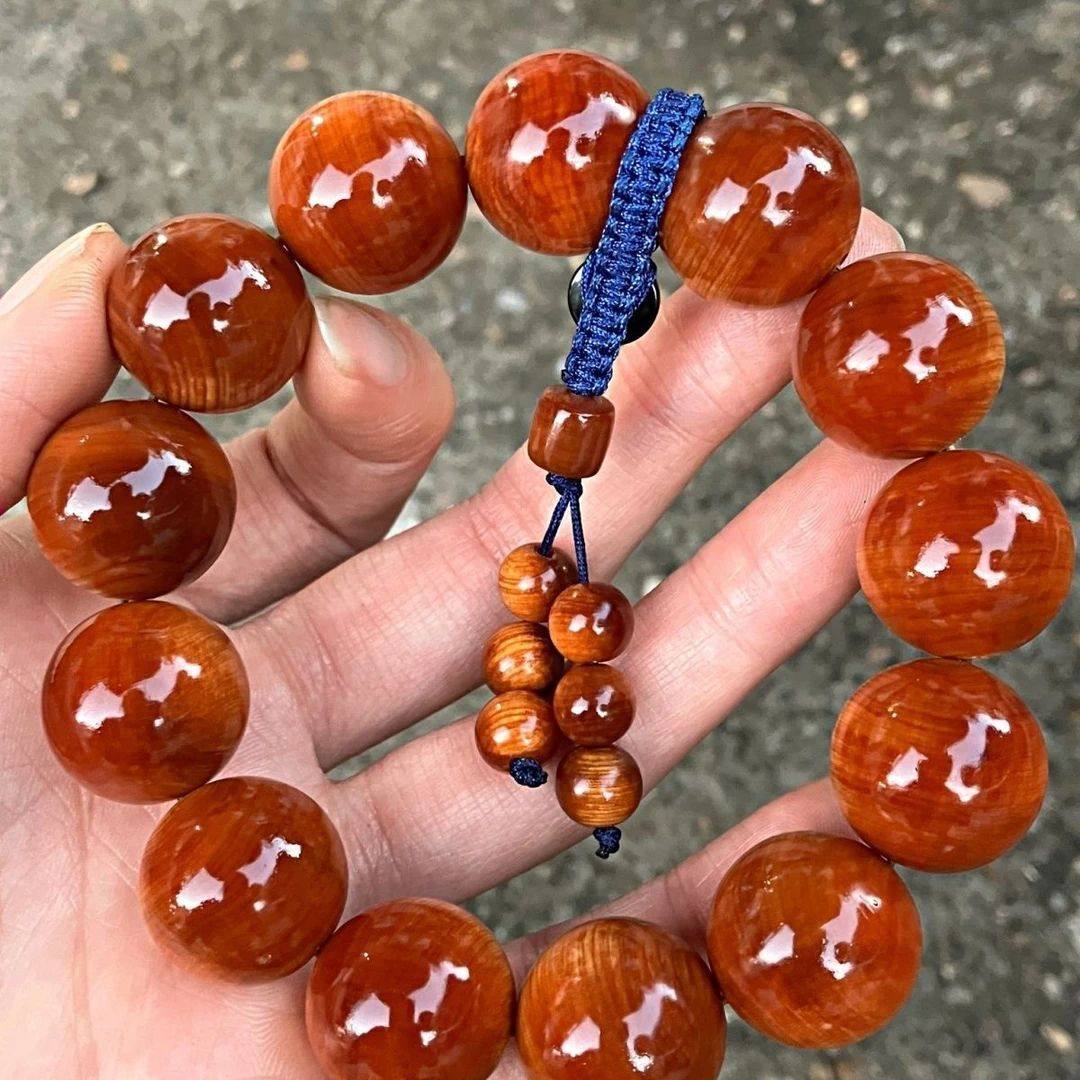 太行崖柏手串：文玩界的“贵族”艺术品-崖柏-淘宝好物网