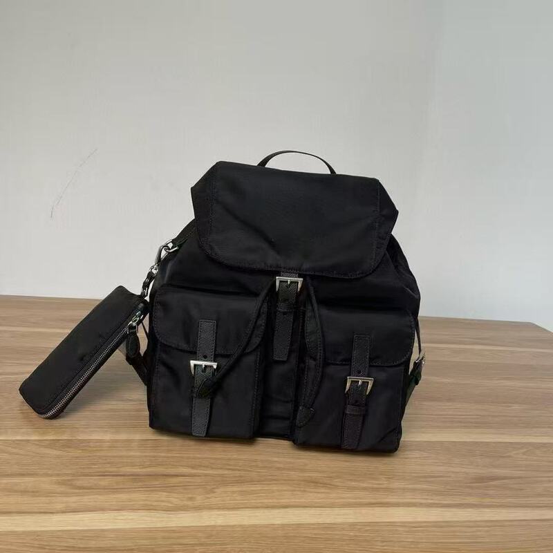 Yeye's New European and American Style Niche Design Parachute Nylon Backpack, Unisex Travel Bag