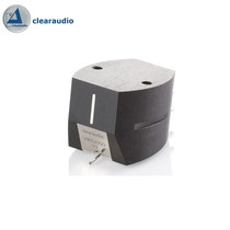 German Clearaudio Clear Virtuoso V2 vinyl record player MM moving magnetic head MM
