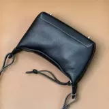 Кожаный ланч-бокс, сумка через плечо, сумка на одно плечо, ремешок для сумки, сумка подмышку, воловья кожа, из натуральной кожи, коллекция 2022, в корейском стиле