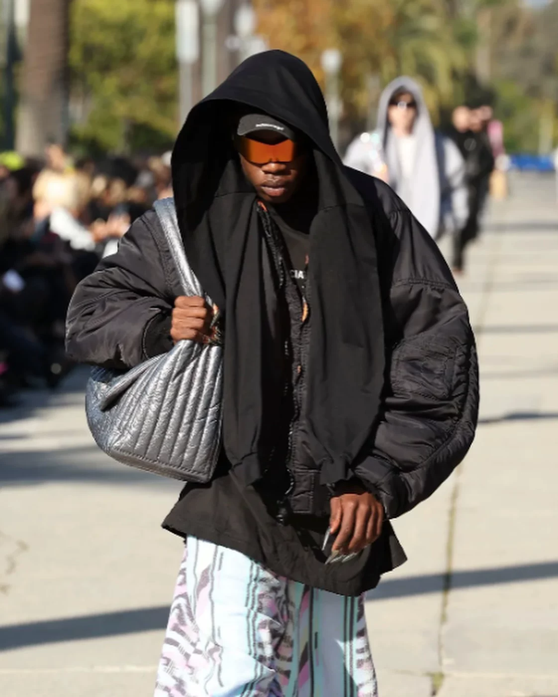 24 осенний куртка MA-1 бомбер с four-sleeved заплатки силуэт капюшон хлопковая Look30