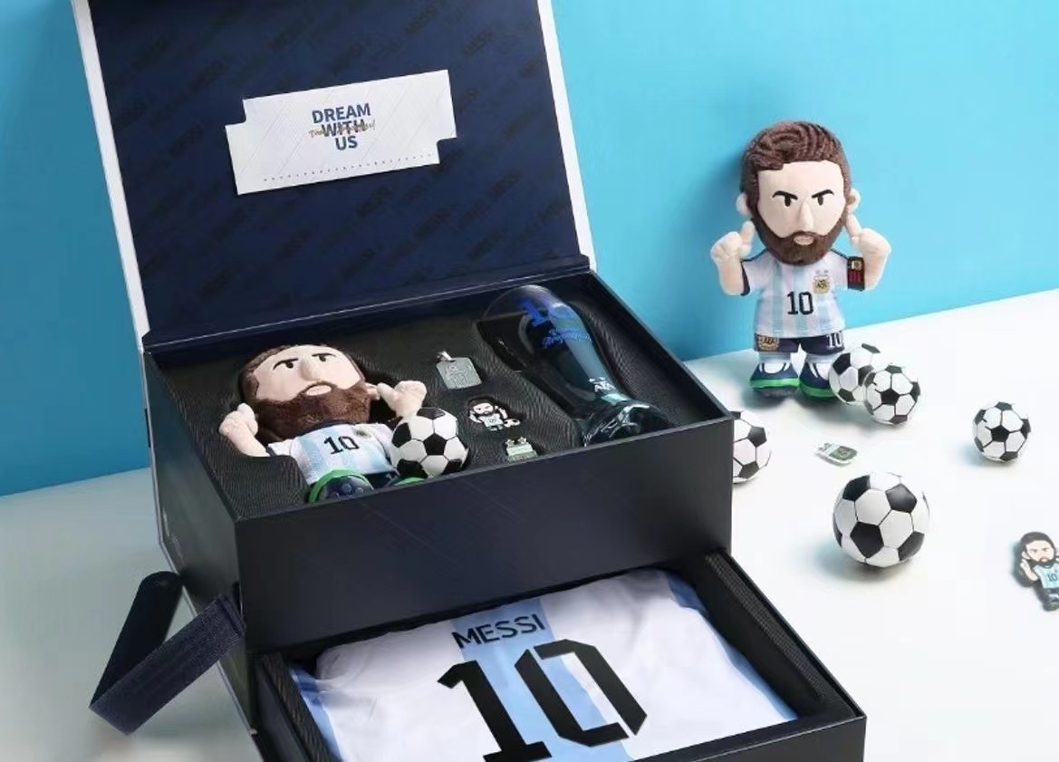 Argentina National Team Official Products 2022 Messi Memorial Edition Gift Box for World Cup football around Christmas