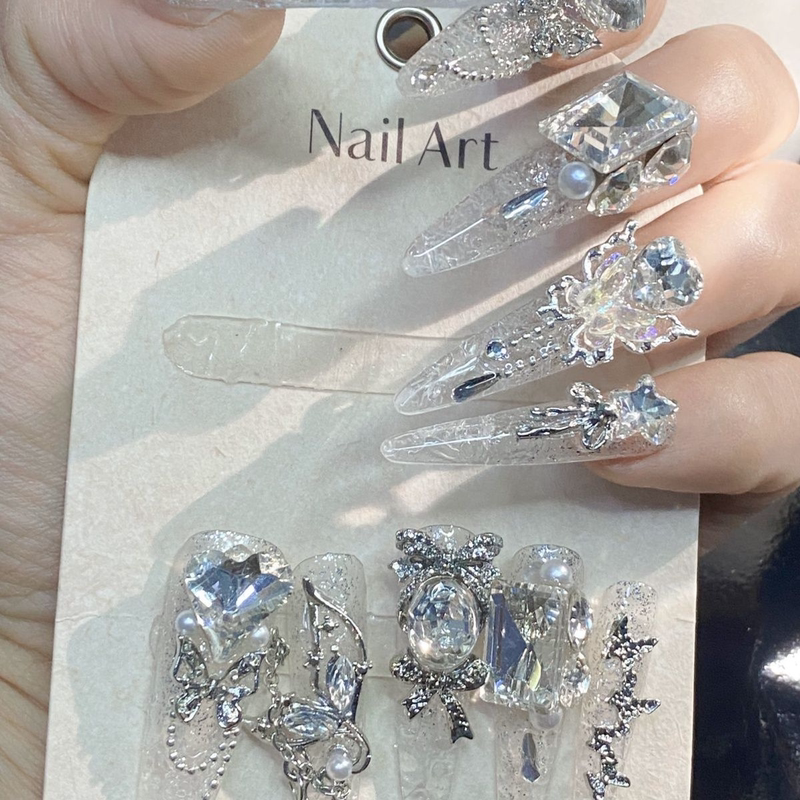 Original Crushed Ice Handmade Rhinestone Flower Wearable Nails Long Transparent Nail Art Luxury Shiny Nail Stickers Original Crushed Ice Handmade Rhinestone Flower Wearable Nails Long Transparent Nail Art Luxury Shiny Nail Stickers