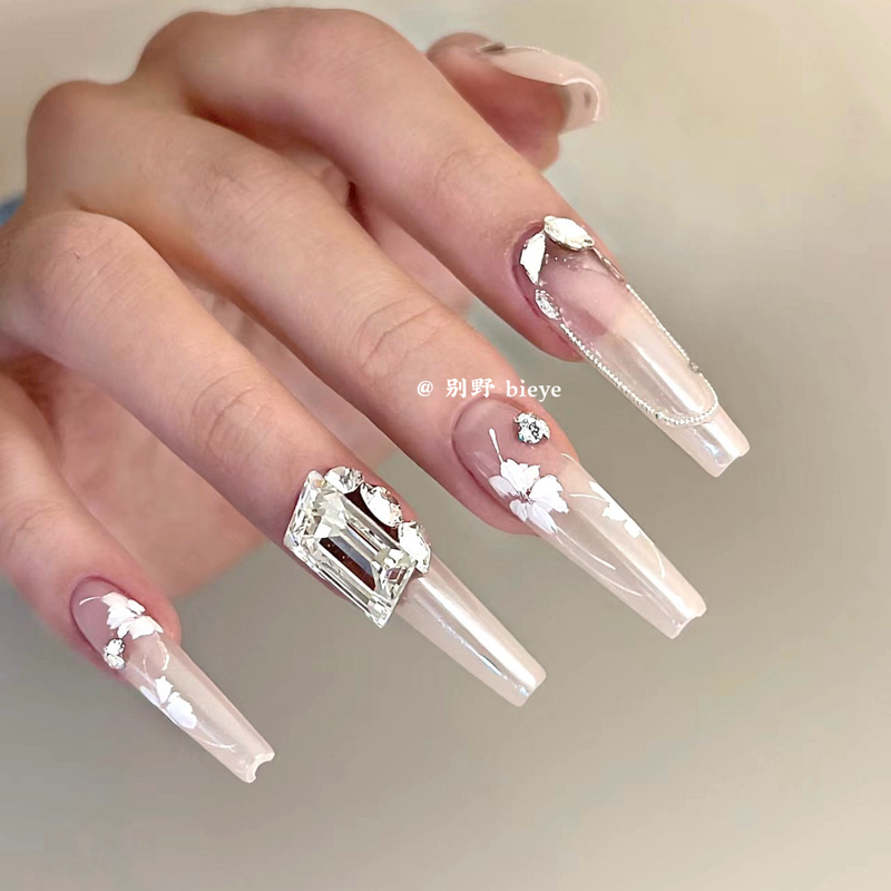 Qingmu•Light Luxurious Wearable Wedding Nails Hand-Painted Flowers High-Quality Heavy Industry National Style Luxurious Extended Ladder Explosive Nail Art Pieces Qingmu•Light Luxurious Wearable Wedding Nails Hand-Painted Flowers High-Quality Heavy Industry National Style Luxurious Extended Ladder Explosive Nail Art Pieces