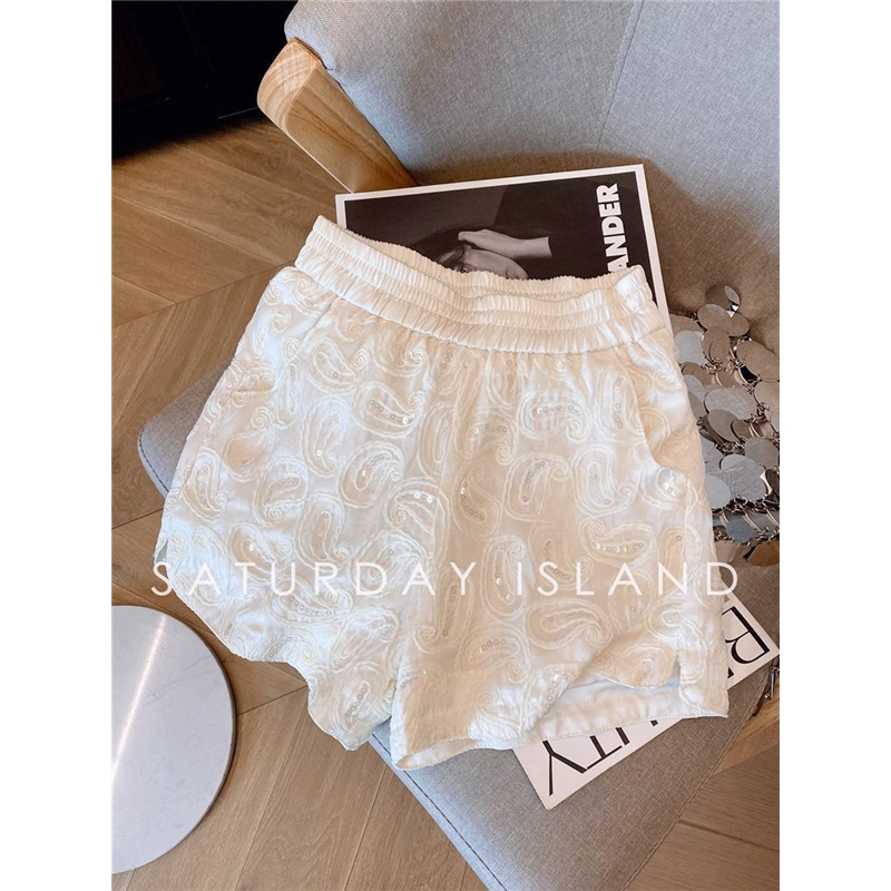 Korean Style Embroidered Jacquard Sequin Shorts for Women, New Summer Commuter Pants with a High-End Feel, Shiny and Slimming Shorts, Trendy Korean Style Embroidered Jacquard Sequin Shorts for Women, New Summer Commuter Pants with a High-End Feel, Shiny and Slimming Shorts, Trendy