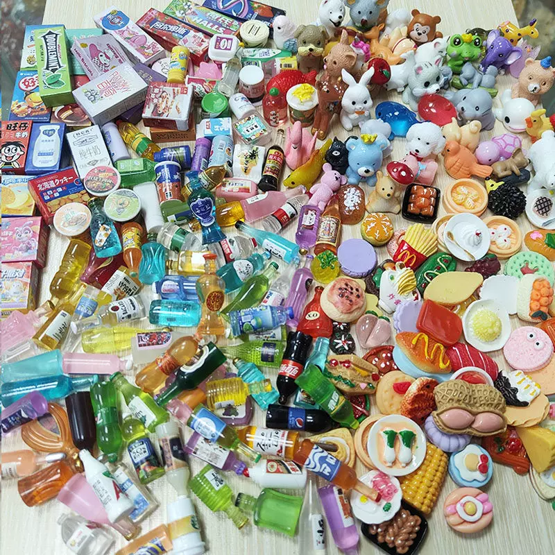 Маленькая игрушка, бутылка, игрушечная еда, Колу
