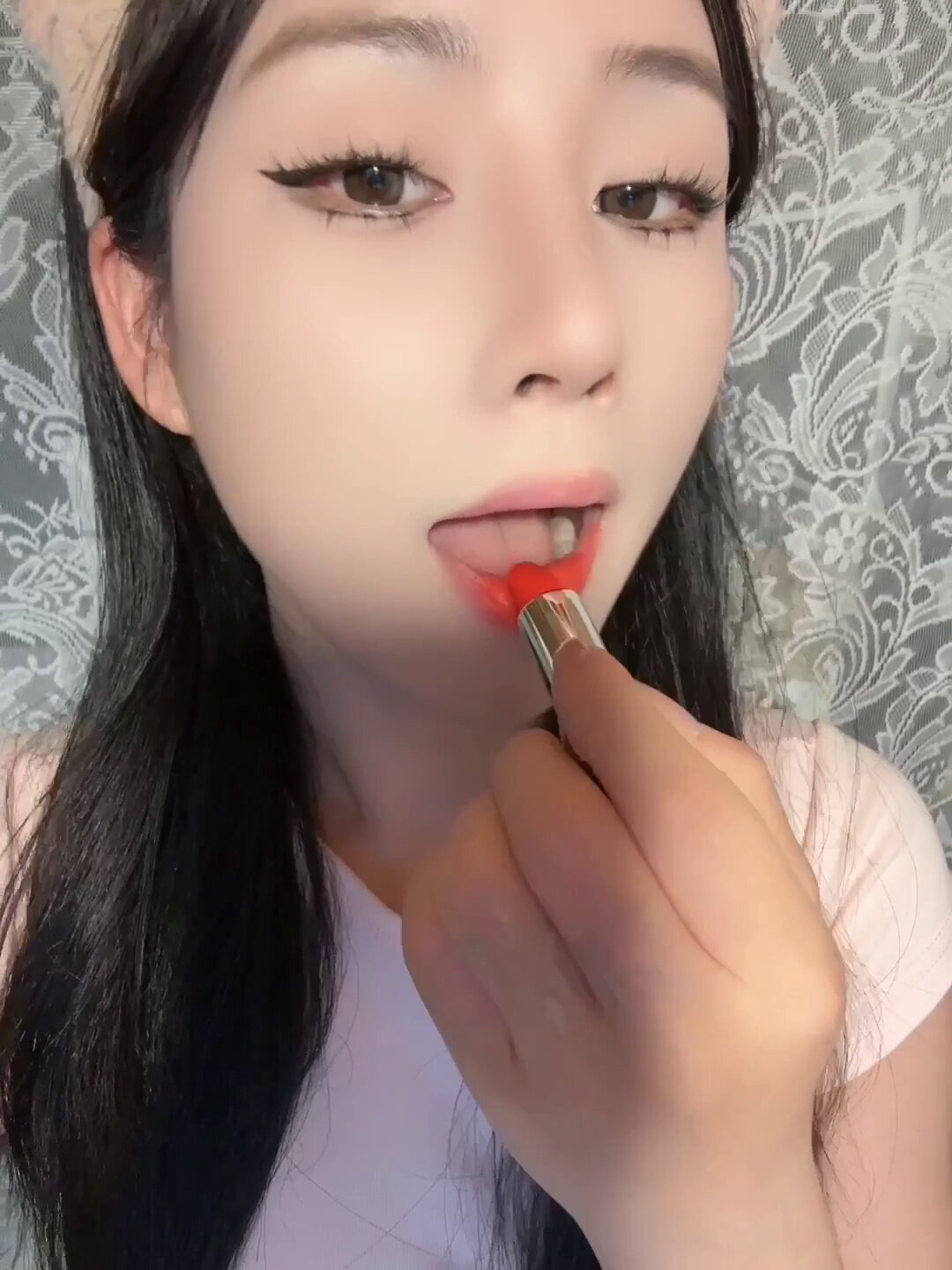 老公说我最近涂的这支迪奥拉口红999，连宝宝都抢着用！_唇膏_淘宝美妆网