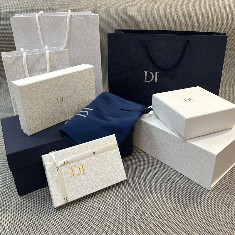 Original Di Di White Perfume Box Packaging Box Handbag Lipstick Bag Belt Scarf Clothing Box Folding Bag Box Shoe Box
