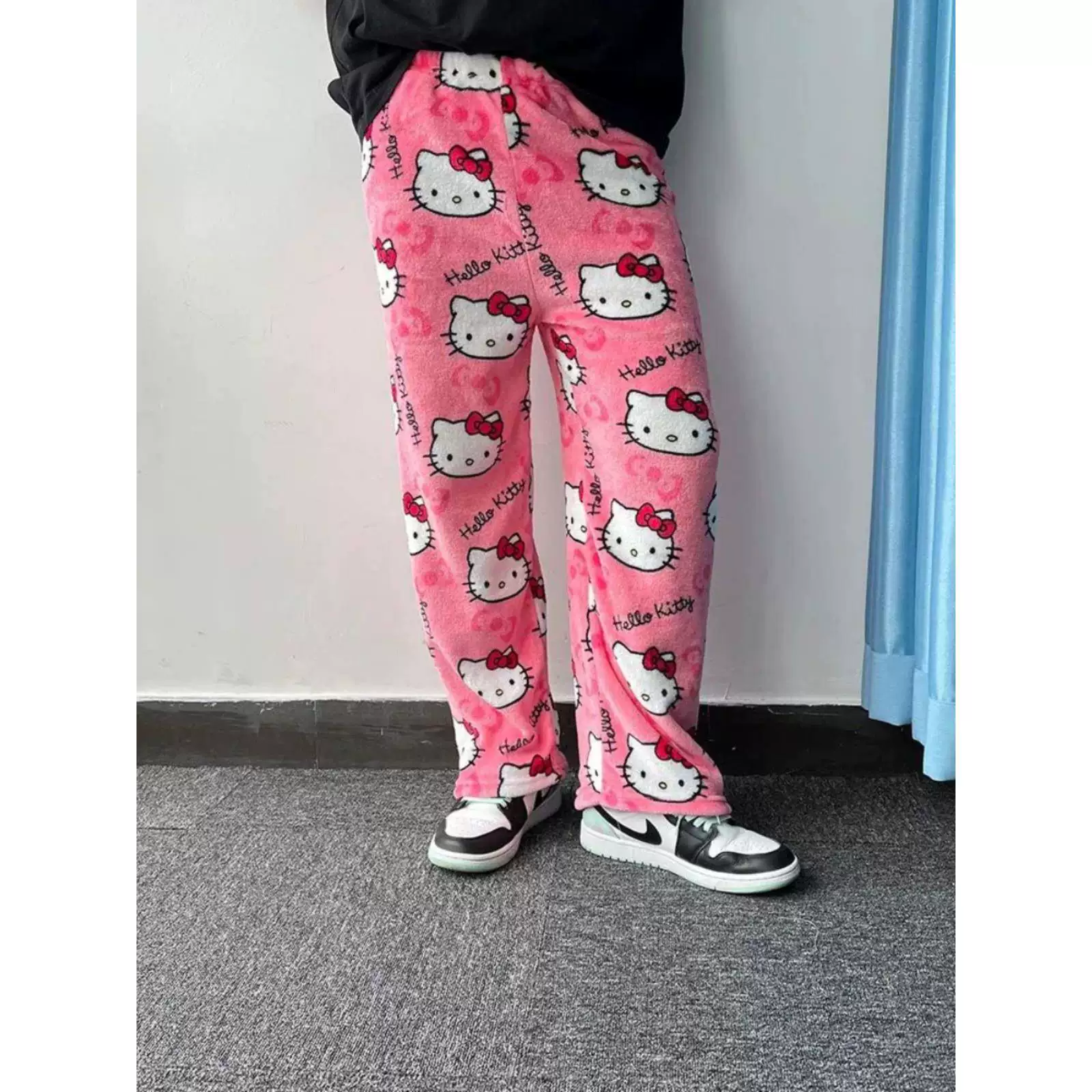 Пижама из фланели Sanrio Hello Kitty, черная, женская теплая из шерстяной ткани