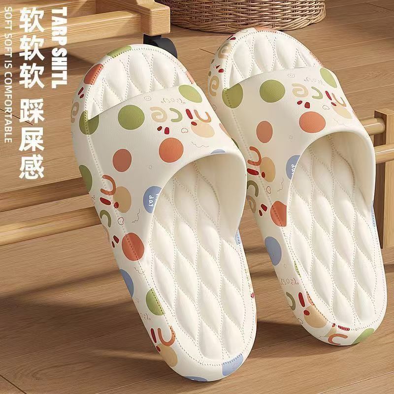 Soft-Soled Bear Slippers for Women, Indoor Non-Slip and Odor-Resistant, Suitable for Summer Outdoor Wear, Couple Slippers, Student Bathroom Slippers Soft-Soled Bear Slippers for Women, Indoor Non-Slip and Odor-Resistant, Suitable for Summer Outdoor Wear, Couple Slippers, Student Bathroom Slippers