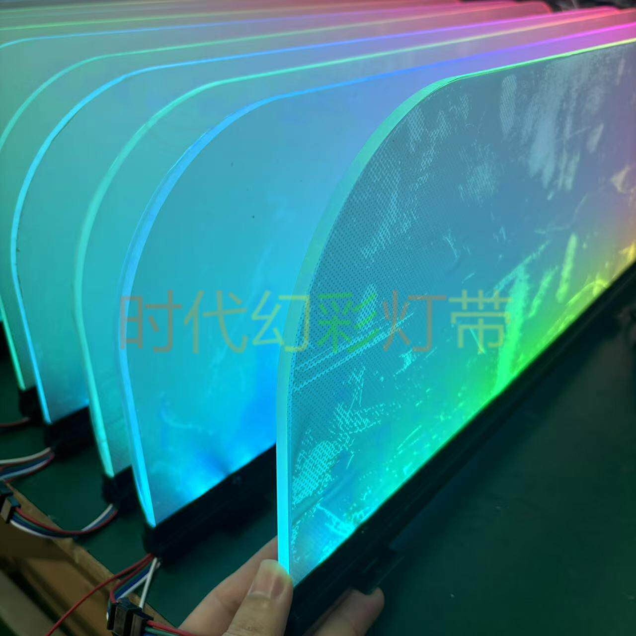 酒吧KTV亚克力导光板定制造型氛围灯异型吊顶磨砂激光打点发光板