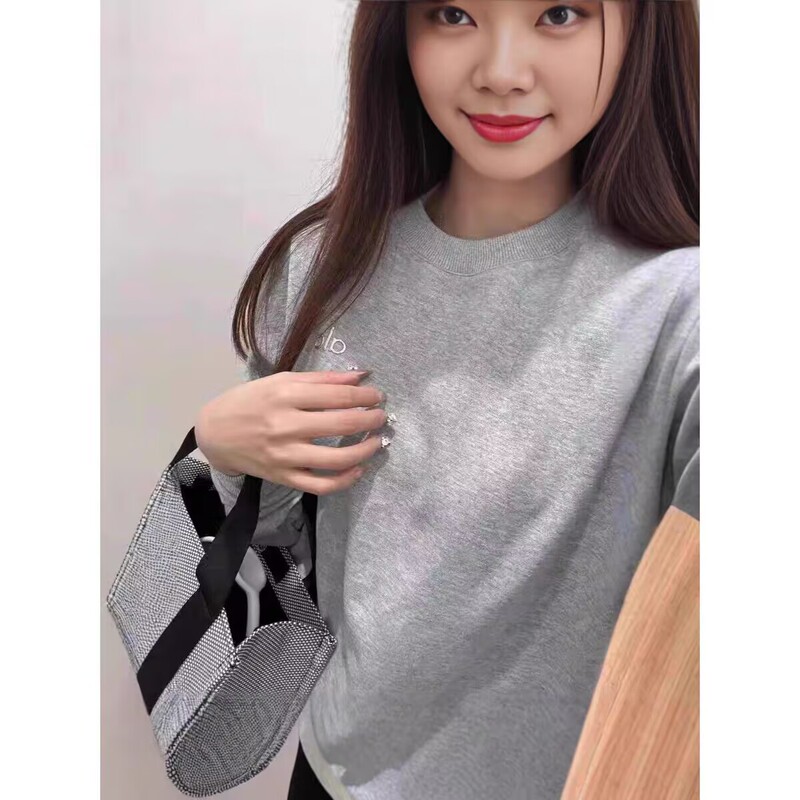 2025 Spring Letter Print Pullover Casual Terry Crew Neck Long Sleeve Loose Fit Couple Sweatshirt Solid Color Simple Versatile Style 2025 Spring Letter Print Pullover Casual Terry Crew Neck Long Sleeve Loose Fit Couple Sweatshirt Solid Color Simple Versatile Style