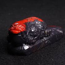 Direct sales of Guilin Jikun blood ruby ​​black background dry material toad gold ornaments good luck jade rough stone carving toad