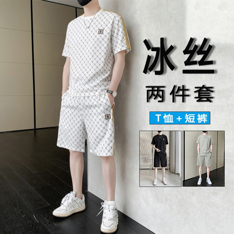 <!--冰丝短袖套装男夏季宽松休闲t恤短裤两件套潮流男装搭配一套痞帅-->