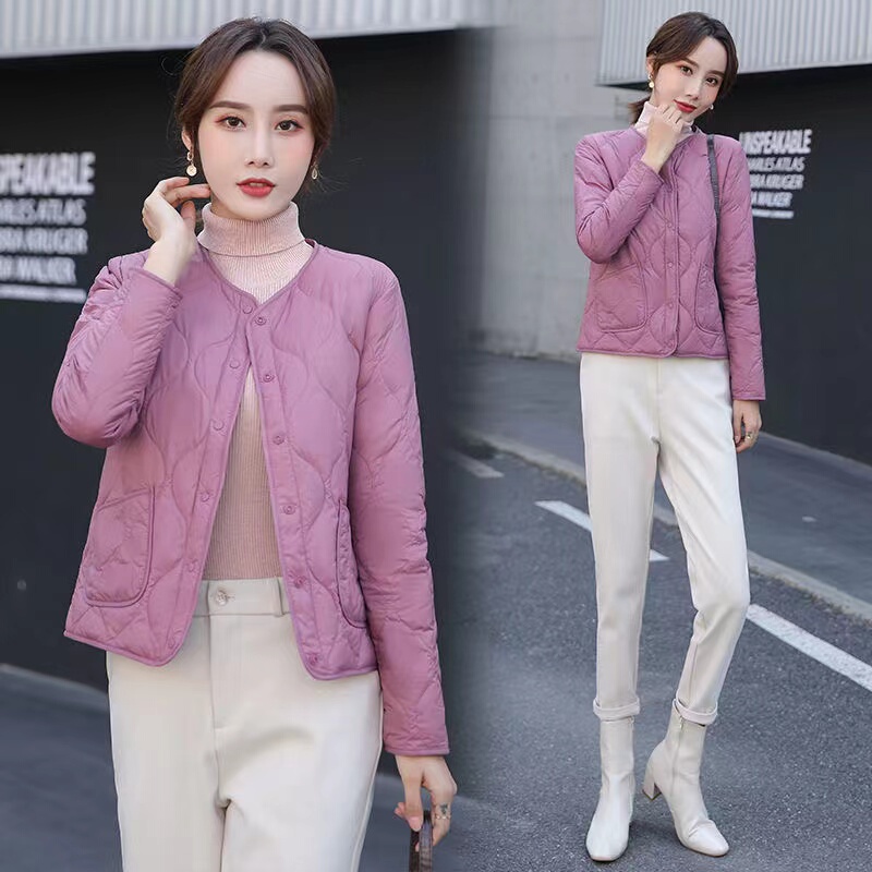 Lightweight and Warm White Duck down Jacket for Women, 2026 Autumn and Winter New Short Style with Round Neck