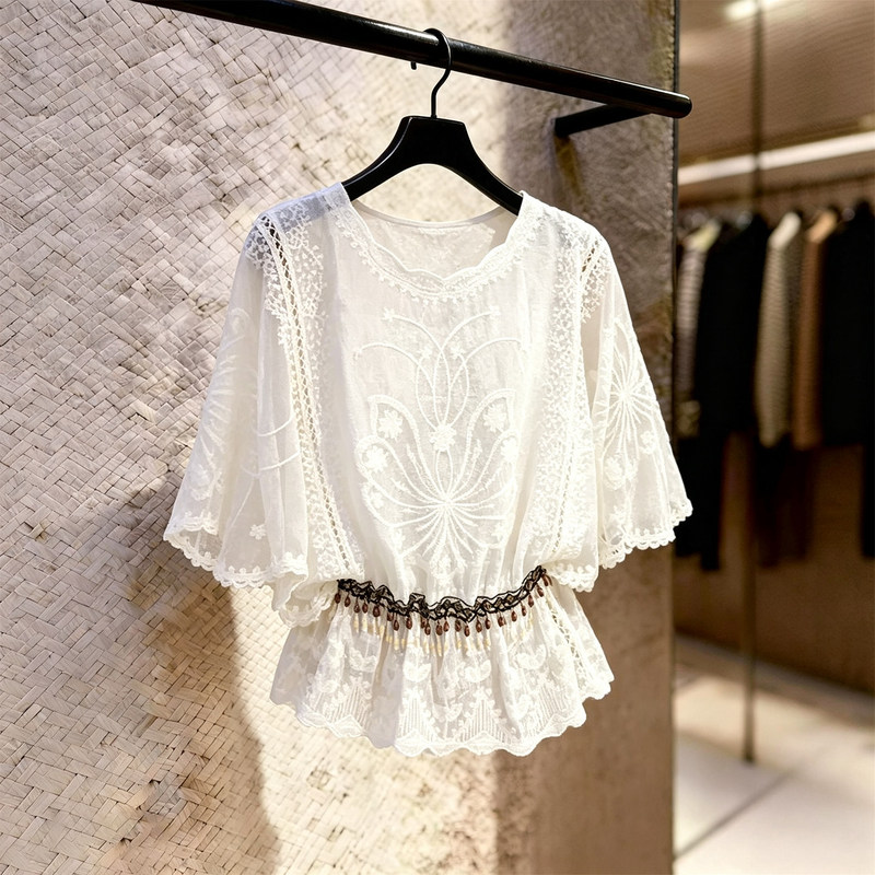 White Lace Embroidered Top for Women, High-End Design, Niche Style, Waist-Cinching, Slimming, Lazy Style, Fairy-Like Blouse