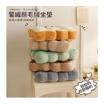 Xinjiang Tibet anti-traction pillow pillow core cervical vertebra protection pillow for adults at home to help sleep and stretch the neck