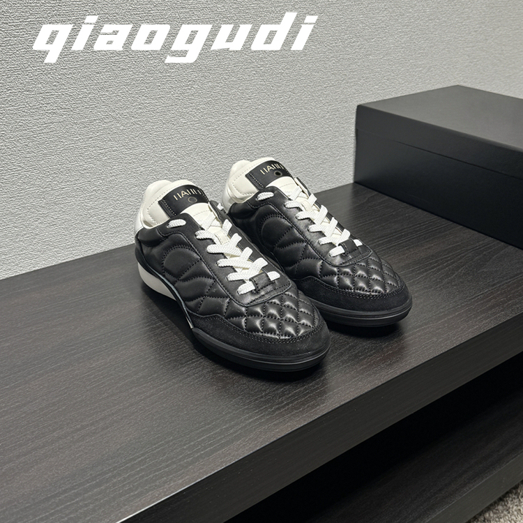 【Qiao Gu Di】Chanel-Style Quilted Baseball Sneakers Casual Shoes Panda Shoes White Shoes German Training Shoes for Women